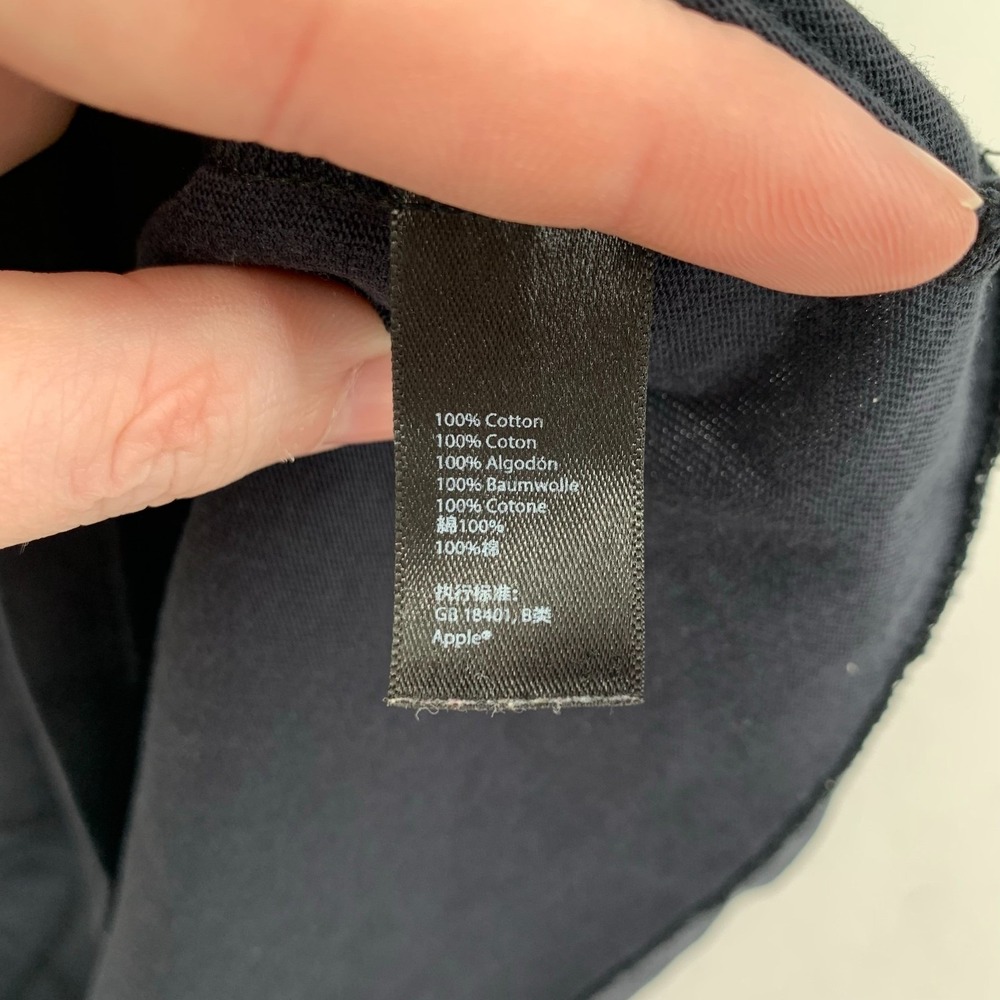 Apple Campus Zippered Mouth Emoji Black TShirt SZ L Rare Employees Only Collect‎ - Picture 7 of 10